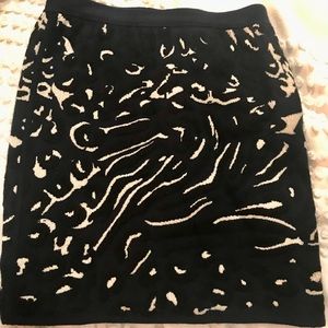 Club Monaco body con style form fitting skirt - size 2